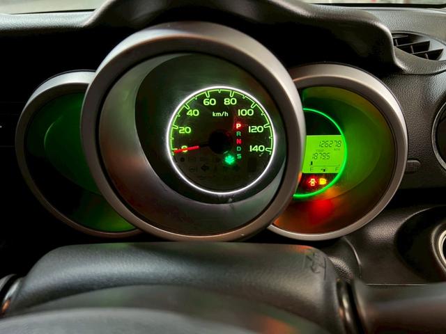 N-BOX G ターボSSパッケージ 車検9年12月 ターボ オートギヤシフト スマートキー ナビ 両側電動スライドドア ABS SRSエアバッグ 横滑り防止 パワステ パワーウィンドウ アルミホイール 2WD CVT(34枚目)