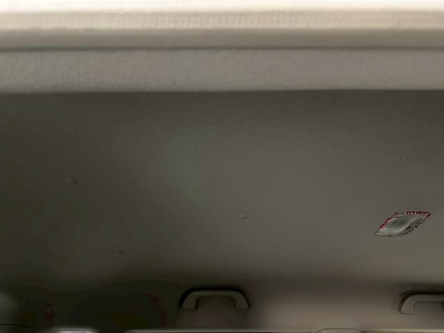 オートローン、クレジットカード支払いＯＫ！全額支払済の方はご来店日に乗って帰れるお車ばかりです！