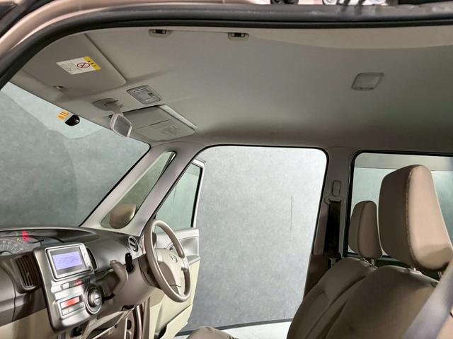 タント Ｘ　車検９年１２月　オートギヤシフト　スマートキー　ナビ　ＥＴＣ　左電動スライドドア　ＡＢＳ　ＳＲＳエアバッグ　ヘッドライトレベライザー　パワステ　パワーウィンドウ　ｅｃｏＩＤＬＥ　２ＷＤ　ＣＶＴ（16枚目）