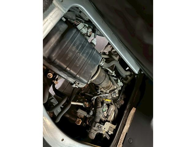 キャリイトラック ＫＵ　エアコン・パワステ　車検８年１１月　４ＷＤ　５ＭＴ　マニュアルギヤシフト　エアコン　ラジオ　ＡＢＳ　ヘッドライトレベライザー　パワステ（43枚目）