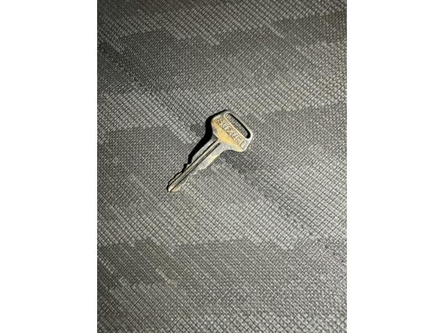 キャリイトラック ＫＵ　エアコン・パワステ　車検８年１１月　４ＷＤ　５ＭＴ　マニュアルギヤシフト　エアコン　ラジオ　ＡＢＳ　ヘッドライトレベライザー　パワステ（51枚目）