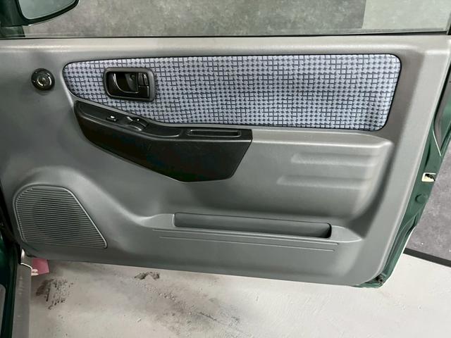 パジェロミニ V 車検9年1月 ターボ 4WD オートギヤシフト キーレス CD ABS SRSエアバッグ パワステ パワーウィンドウ LEDルームランプ アルミホイール フォグランプ 4AT(50枚目)