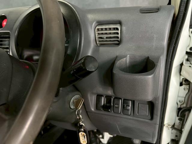 ハイゼットトラック ＥＸＴ　車検９年１２月　４ＷＤ　オートギヤシフト　ＣＤ　ＳＲＳエアバッグ　ヘッドライトレベライザー　パワステ　パワーウィンドウ　３ＡＴ（12枚目）