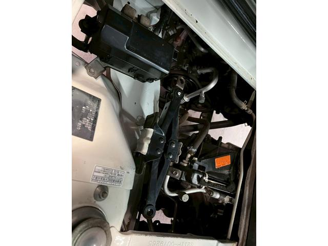 ハイゼットトラック ＥＸＴ　車検９年１２月　４ＷＤ　オートギヤシフト　ＣＤ　ＳＲＳエアバッグ　ヘッドライトレベライザー　パワステ　パワーウィンドウ　３ＡＴ（28枚目）