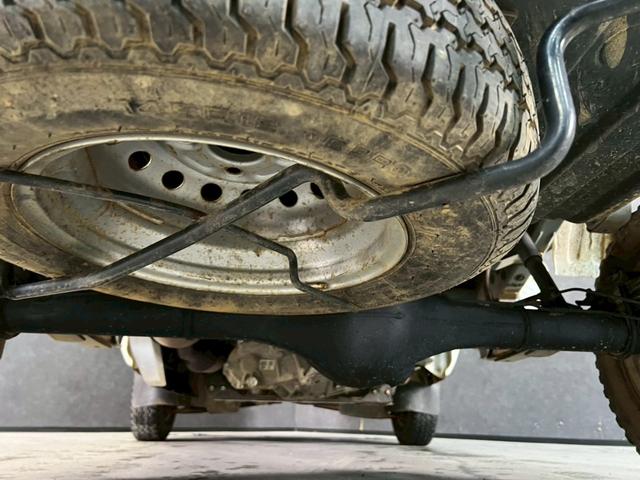 ハイゼットトラック エアコン・パワステ　スペシャル　車検９年１２月　４ＷＤ　５ＭＴ　マニュアルギヤシフト　ラジオ　ＡＢＳ　ＳＲＳエアバッグ　ヘッドライトレベライザー　パワステ（24枚目）