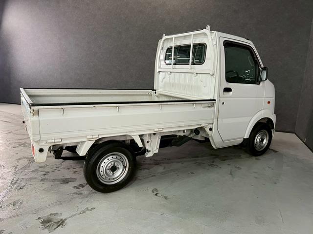 キャリイトラック ＫＣエアコン・パワステ　車検９年６月　４ＷＤ　５ＭＴ　オートギヤシフト　エアコン　ラジオ　ＳＲＳエアバッグ　　ヘッドライトレベライザー　パワステ（18枚目）