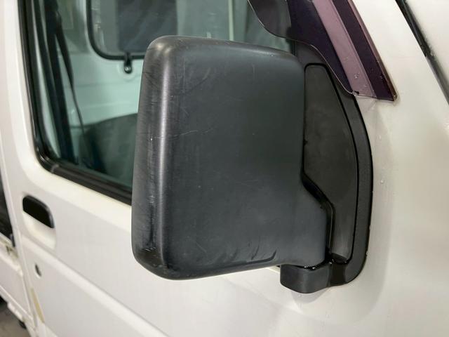 キャリイトラック ＫＣエアコン・パワステ　車検９年６月　４ＷＤ　５ＭＴ　オートギヤシフト　エアコン　ラジオ　ＳＲＳエアバッグ　　ヘッドライトレベライザー　パワステ（20枚目）
