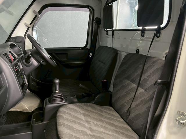 キャリイトラック ＫＣエアコン・パワステ　車検９年６月　４ＷＤ　５ＭＴ　オートギヤシフト　エアコン　ラジオ　ＳＲＳエアバッグ　　ヘッドライトレベライザー　パワステ（31枚目）
