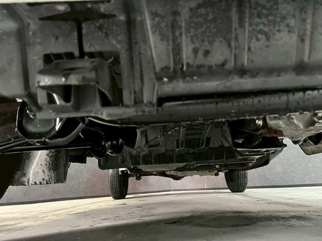 キャリイトラック ＫＣエアコン・パワステ　車検９年６月　４ＷＤ　５ＭＴ　オートギヤシフト　エアコン　ラジオ　ＳＲＳエアバッグ　　ヘッドライトレベライザー　パワステ（44枚目）