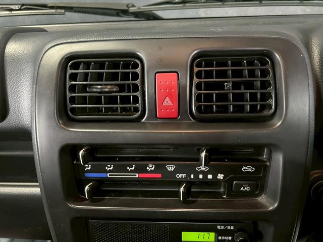 キャリイトラック ＫＣエアコン・パワステ　車検９年６月　４ＷＤ　５ＭＴ　オートギヤシフト　エアコン　ラジオ　ＳＲＳエアバッグ　　ヘッドライトレベライザー　パワステ（48枚目）