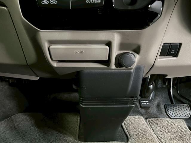 パレット ＸＳ　車検８年３月　オートギヤシフト　スマートキー　キー２本　ＣＤ　左電動スライドドア　ＡＢＳ　ＳＲＳエアバッグ　パワステ　パワーウィンドウ　フォグランプ　アルミホイール　２ＷＤ　４ＡＴ（52枚目）