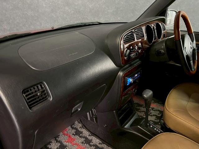 ミラジーノ ジーノ　車検９年１２月　オートギヤシフト　キーレス　ＣＤ　ＡＢＳ　ＳＲＳエアバッグ　パワステ　パワーウィンドウ　アルミホイール　２ＷＤ　４ＡＴ（53枚目）