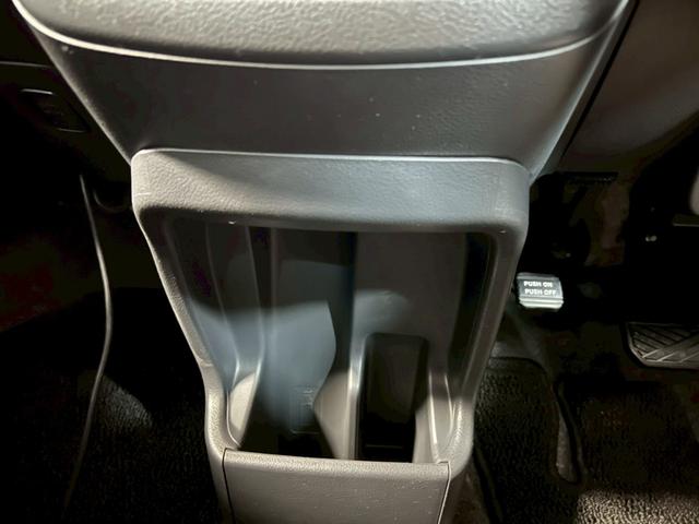 ワゴンＲスティングレー Ｔ　車検８年５月　ターボ　オートギヤシフト　スマートキー　ナビ　ＡＢＳ　ＳＲＳエアバッグ　パワステ　パワーウィンドウ　アイドリングストップ　フォグランプ　アルミホイール　２ＷＤ　ＣＶＴ（13枚目）