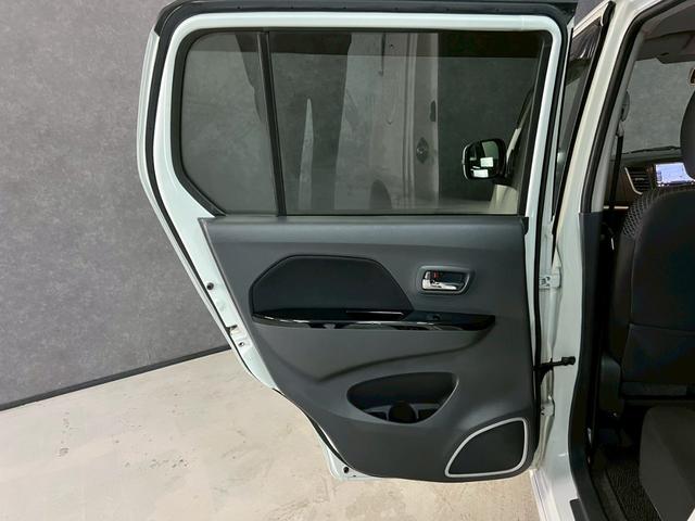 ワゴンＲスティングレー Ｔ　車検８年５月　ターボ　オートギヤシフト　スマートキー　ナビ　ＡＢＳ　ＳＲＳエアバッグ　パワステ　パワーウィンドウ　アイドリングストップ　フォグランプ　アルミホイール　２ＷＤ　ＣＶＴ（16枚目）