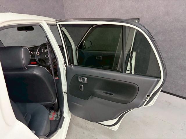 ミラジーノ ミニライトスペシャル　車検９年１２月　４ＷＤ　オートギヤシフト　キーレス　ＣＤ　カセット　ＳＲＳエアバッグ　ヘッドライトレベライザー　パワステ　パワーウィンドウ　スペアータイヤ　シートカバー　フォグランプ　４ＡＴ（43枚目）