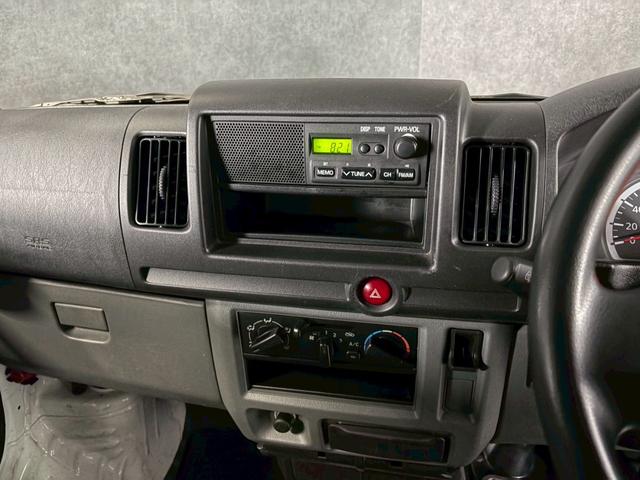 �̔��ȊO�ɂ��K���X�R�[�e�B���O��I�[�f�B�I��t���Ȃǂ����ӂƂ��Ă���܂��̂ł��Ђ����p���������I