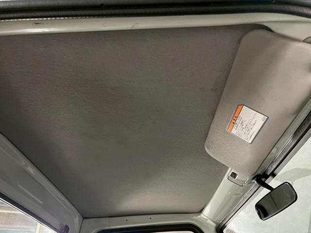 クリッパートラック ＳＤ　車検９年１０月　４ＷＤ　オートギヤシフト　エアコン　ラジオ　ＳＲＳエアバッグ　パワステ　３ＡＴ（28枚目）