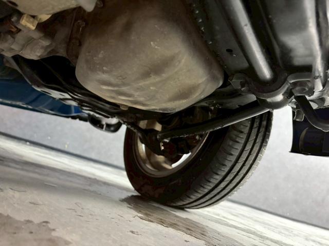 ���Ԃɕۏ؂͂������܂��񂪂��q�l�Ɉ��S���čw������������l�ɃG���W����{����̓_���E���s�`�F�b�N�����A����ȏ�Ԃ̒��ÎԂ̂ݔ̔������Ē����Ă���܂��B