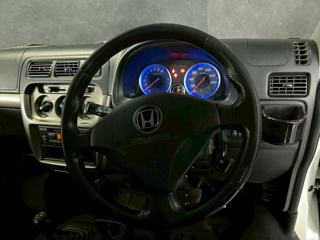 バモスホビオ Ｌ　車検１０年１月　４ＷＤ　５ＭＴ　マニュアルギヤシフト　キーレス　キー２本　ＣＤ　ＡＢＳ　ＳＲＳエアバッグ　ヘッドライトレベライザー　パワステ　パワーウィンドウ　リアクーラー　アルミホイール（30枚目）