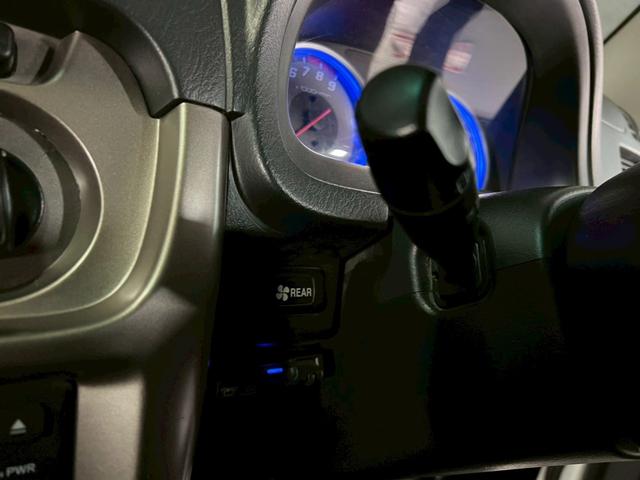 バモスホビオ Ｌ　車検１０年１月　４ＷＤ　５ＭＴ　マニュアルギヤシフト　キーレス　キー２本　ＣＤ　ＡＢＳ　ＳＲＳエアバッグ　ヘッドライトレベライザー　パワステ　パワーウィンドウ　リアクーラー　アルミホイール（38枚目）