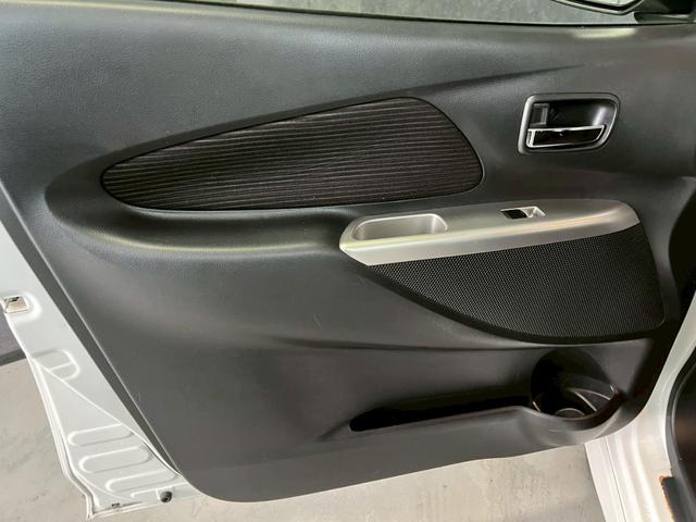 デイズ ハイウェイスター　Ｇ　車検８年７月　オートギヤシフト　スマートキー　ナビ　ＡＢＳ　ＳＲＳエアバッグ　パワステ　パワーウィンドウ　アイドリングストップ　アルミホイール　フォグランプ　２ＷＤ　ＣＶＴ（23枚目）