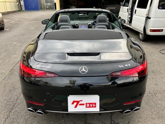 ＳＬ ＳＬ４３　ハイブリッド／オープン／ターボ／禁煙車／記録簿付／エアコン付黒本革シート／イエローキャリパー／２０インチアルミホイール／衝突被害軽減システム／純正ナビ／ブルートゥース／アラウンドビューモニター／ＥＴＣ（33枚目）