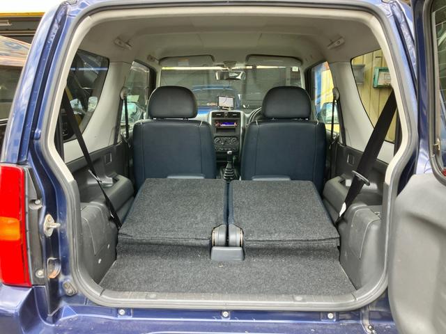 ジムニー ランドベンチャー　特別仕様車　５速ＭＴ　インタークーラーターボ　パートタイム４ＷＤ　高低二段切替式（後輪駆動ベース）　ヒーター付き黒本革シート　ポータブルワンセグナビ　アルミホイール　キーレス（22枚目）