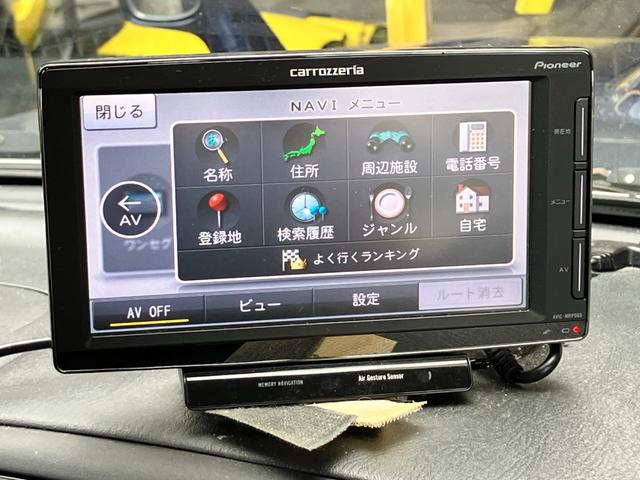 ジムニー ランドベンチャー　特別仕様車　５速ＭＴ　インタークーラーターボ　パートタイム４ＷＤ　高低二段切替式（後輪駆動ベース）　ヒーター付き黒本革シート　ポータブルワンセグナビ　アルミホイール　キーレス（36枚目）