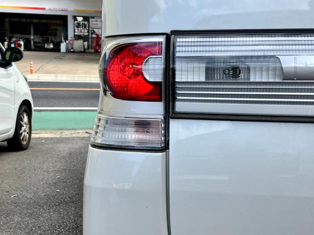 タント カスタムXリミテッド フルエアロ 左側電動スライドドア ETC スマートキー HDDナビ フルセグ 電動格納ミラー アルミホイール ディスチャージヘッドライト(19枚目)