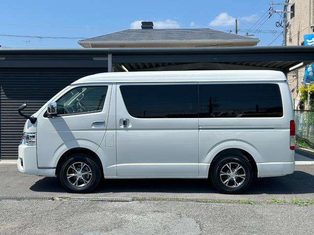 ハイエースワゴン ワゴン２．７ＧＬロング　ミドルルーフ　４ＷＤ　【メーカーオプション】パールホワイト／ＬＥＤヘッドランプシステム／デジタルインナーミラー／パノラミックビューモニター／パワースライドドア【オプション】フォグランプ／純正１５インチアルミ／スペアキー（9枚目）