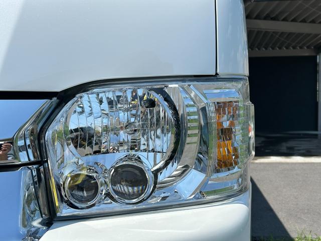 ハイエースワゴン ワゴン２．７ＧＬロング　ミドルルーフ　４ＷＤ　【メーカーオプション】パールホワイト／ＬＥＤヘッドランプシステム／デジタルインナーミラー／パノラミックビューモニター／パワースライドドア【オプション】フォグランプ／純正１５インチアルミ／スペアキー（16枚目）