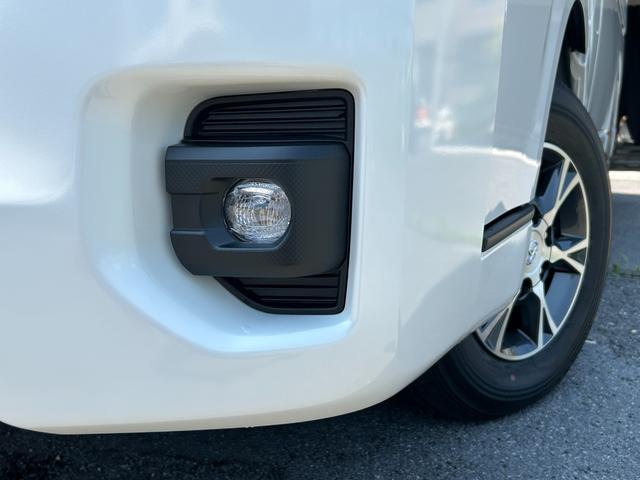 ハイエースワゴン ワゴン２．７ＧＬロング　ミドルルーフ　４ＷＤ　【メーカーオプション】パールホワイト／ＬＥＤヘッドランプシステム／デジタルインナーミラー／パノラミックビューモニター／パワースライドドア【オプション】フォグランプ／純正１５インチアルミ／スペアキー（17枚目）
