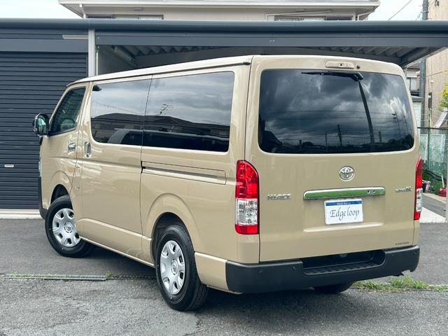 ハイエースバン ロングスーパーＧＬ　登録済み未使用車　アースカラーＰＫＧ　デジタルインナーミラー　パノラミックビューモニター　両側パワースライドドア（7枚目）