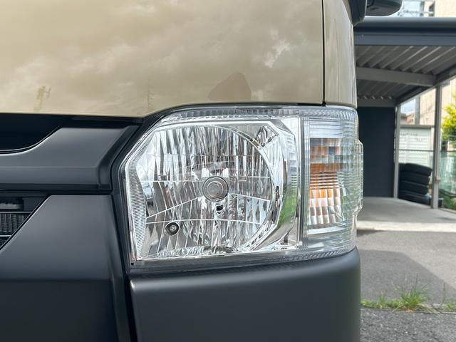 ハイエースバン ロングスーパーＧＬ　登録済み未使用車　アースカラーＰＫＧ　デジタルインナーミラー　パノラミックビューモニター　両側パワースライドドア（11枚目）