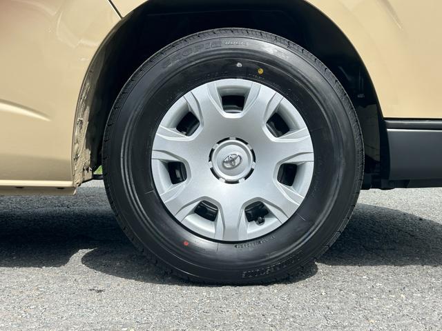 ハイエースバン ロングスーパーＧＬ　登録済み未使用車　アースカラーＰＫＧ　デジタルインナーミラー　パノラミックビューモニター　両側パワースライドドア（23枚目）