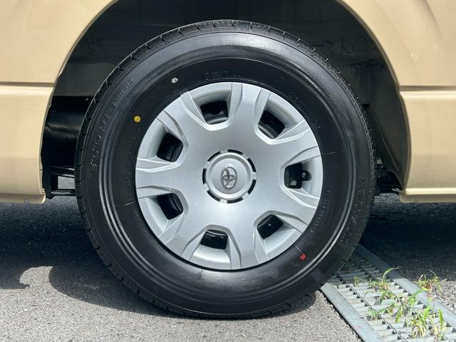 ハイエースバン ロングスーパーＧＬ　登録済み未使用車　アースカラーＰＫＧ　デジタルインナーミラー　パノラミックビューモニター　両側パワースライドドア（24枚目）