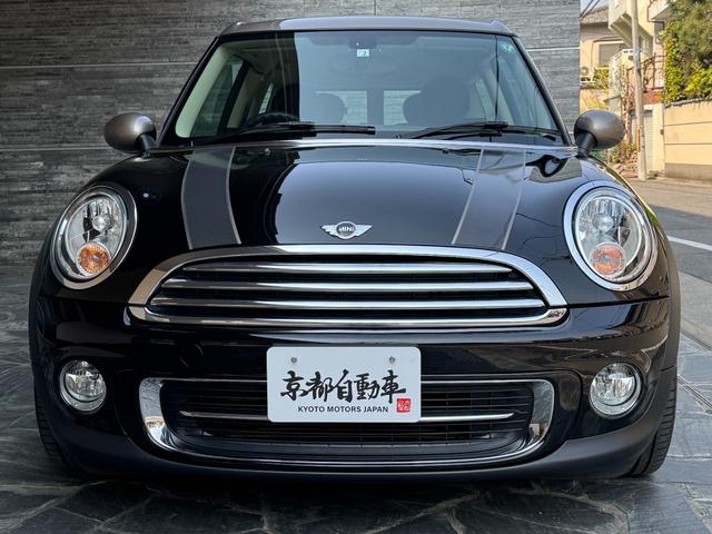 ＭＩＮＩ クーパー　クラブマン　ボンドストリート特別仕様車　ブラックレザーシート　キーレス　シートヒーター　ＥＴＣ　オートライト　プッシュスタート　専用アルミホイル（5枚目）