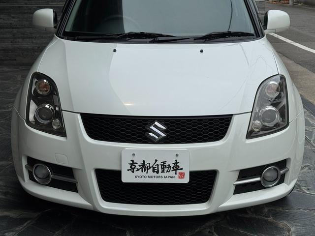スイフト スポーツ　ワンオーナー車両　５ＭＴ　レカロハーフレザーシート　ＨＩＤヘッドライト　ＨＩＤヘッドライト　ＣＤ　純正アルミ　新品タイヤ　ＡＢＳ（7枚目）
