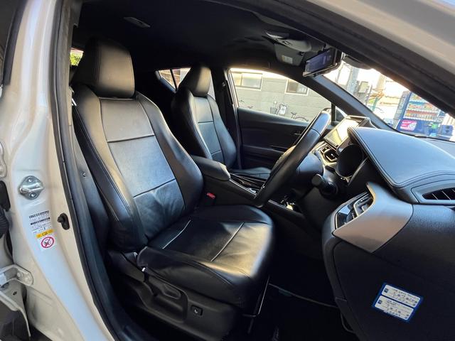 Ｃ－ＨＲ Ｇ　モード　ネロ　１年保証／衝突軽減／モデリスタエアロ／Ｂｌｕｅｔｏｏｔｈナビ／バックカメラ／デジタルミラー型ドラレコ／ＥＴＣ／シートヒーター／ブラインドスポットモニター／黒革調シートカバー／ＬＥＤヘッドライト／ＥＴＣ（10枚目）