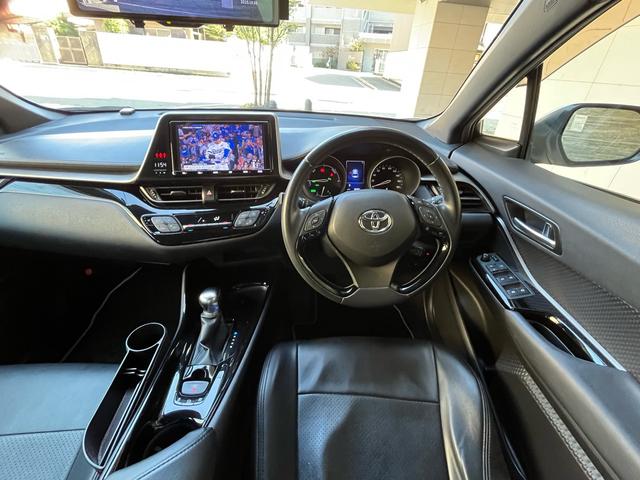 Ｃ－ＨＲ Ｇ　モード　ネロ　１年保証／衝突軽減／モデリスタエアロ／Ｂｌｕｅｔｏｏｔｈナビ／バックカメラ／デジタルミラー型ドラレコ／ＥＴＣ／シートヒーター／ブラインドスポットモニター／黒革調シートカバー／ＬＥＤヘッドライト／ＥＴＣ（13枚目）