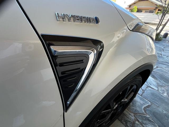 Ｃ－ＨＲ Ｇ　モード　ネロ　１年保証／衝突軽減／モデリスタエアロ／Ｂｌｕｅｔｏｏｔｈナビ／バックカメラ／デジタルミラー型ドラレコ／ＥＴＣ／シートヒーター／ブラインドスポットモニター／黒革調シートカバー／ＬＥＤヘッドライト／ＥＴＣ（42枚目）