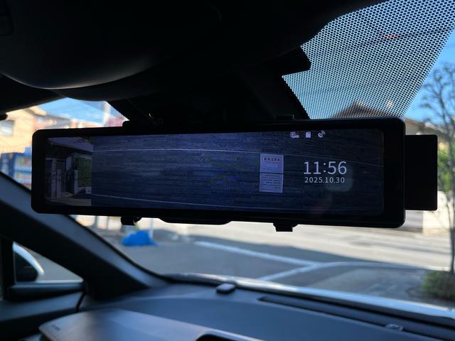 Ｃ－ＨＲ Ｇ　モード　ネロ　１年保証／衝突軽減／モデリスタエアロ／Ｂｌｕｅｔｏｏｔｈナビ／バックカメラ／デジタルミラー型ドラレコ／ＥＴＣ／シートヒーター／ブラインドスポットモニター／黒革調シートカバー／ＬＥＤヘッドライト／ＥＴＣ（70枚目）