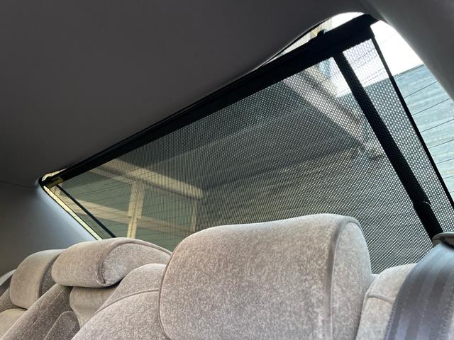 クラウン ロイヤルサルーン　プレミアム　後期モデル／禁煙車／純正ＤＶＤナビ／ＥＴＣ／キセノンヘッドライト／キーレス／純正パールＩＩ／フォグランプ／全席パワーシート／クルーズコントロール／純正電動コーナーポール／純正電動サンシェード／ドラレコ（46枚目）