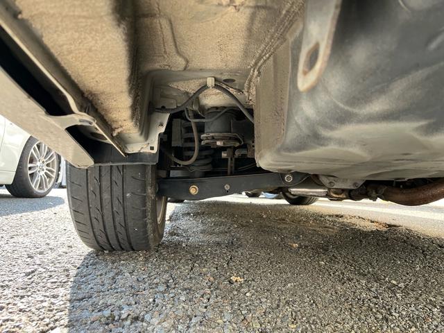 クラウン ロイヤルサルーン　プレミアム　後期モデル／禁煙車／純正ＤＶＤナビ／ＥＴＣ／キセノンヘッドライト／キーレス／純正パールＩＩ／フォグランプ／全席パワーシート／クルーズコントロール／純正電動コーナーポール／純正電動サンシェード／ドラレコ（67枚目）