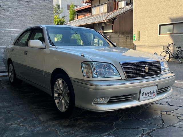 クラウン ロイヤルサルーン　プレミアム　後期モデル／禁煙車／純正ＤＶＤナビ／ＥＴＣ／キセノンヘッドライト／キーレス／純正パールＩＩ／フォグランプ／全席パワーシート／クルーズコントロール／純正電動コーナーポール／純正電動サンシェード／ドラレコ（80枚目）