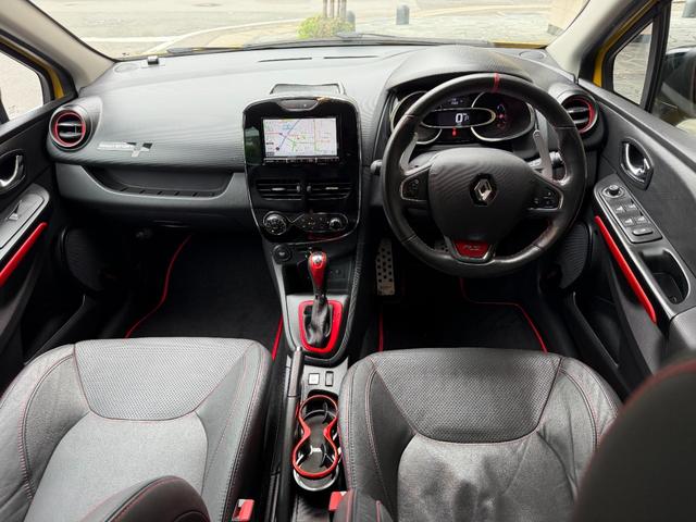 ルーテシア ルノースポール シャシースポール レザーシート シートヒーター Bluetooth ナビゲーション フルセグTV ETC 純正アルミ RSドライブモード 専用スポーツサス ディアルマフラー パドルシフト スポーツハンドル(22枚目)