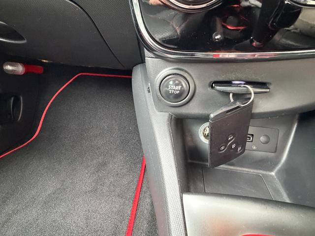 ルーテシア ルノースポール シャシースポール レザーシート シートヒーター Bluetooth ナビゲーション フルセグTV ETC 純正アルミ RSドライブモード 専用スポーツサス ディアルマフラー パドルシフト スポーツハンドル(29枚目)