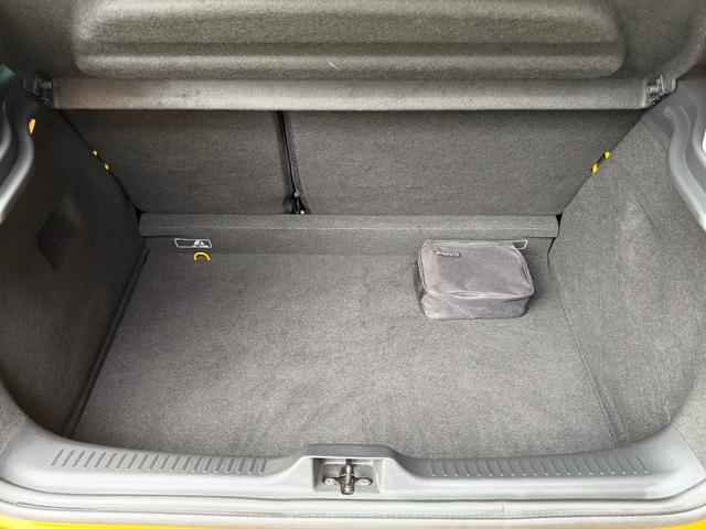 ルーテシア ルノースポール シャシースポール レザーシート シートヒーター Bluetooth ナビゲーション フルセグTV ETC 純正アルミ RSドライブモード 専用スポーツサス ディアルマフラー パドルシフト スポーツハンドル(34枚目)