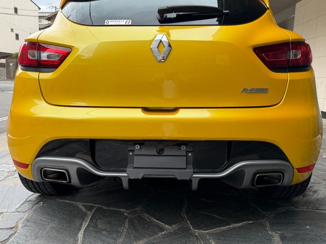 ルーテシア ルノースポール シャシースポール レザーシート シートヒーター Bluetooth ナビゲーション フルセグTV ETC 純正アルミ RSドライブモード 専用スポーツサス ディアルマフラー パドルシフト スポーツハンドル(46枚目)