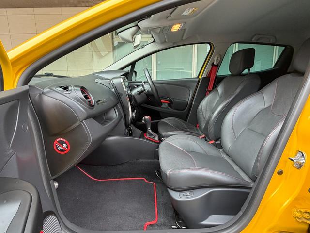 ルーテシア ルノースポール シャシースポール レザーシート シートヒーター Bluetooth ナビゲーション フルセグTV ETC 純正アルミ RSドライブモード 専用スポーツサス ディアルマフラー パドルシフト スポーツハンドル(70枚目)